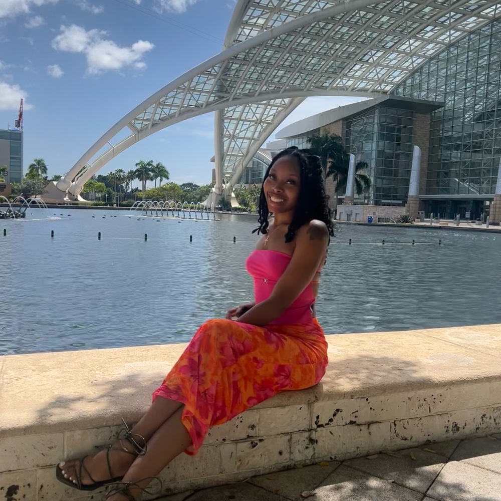 Meet your Posher, Jaida